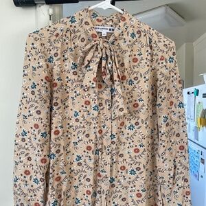 Floral button up blouse with tie